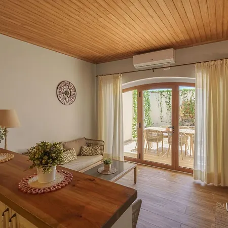 Mas El Brugué Apartamento Terrades